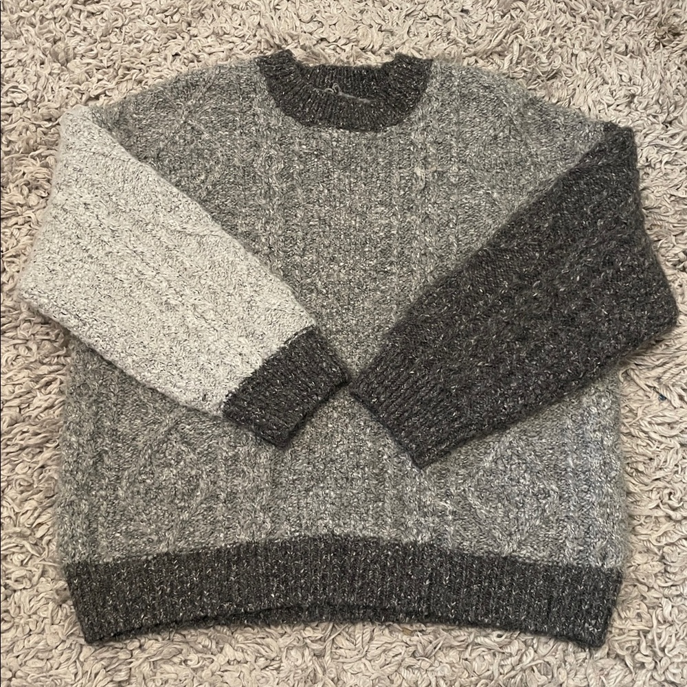 Zara Gray Colorblock Crewneck Sweater, Size 6-7